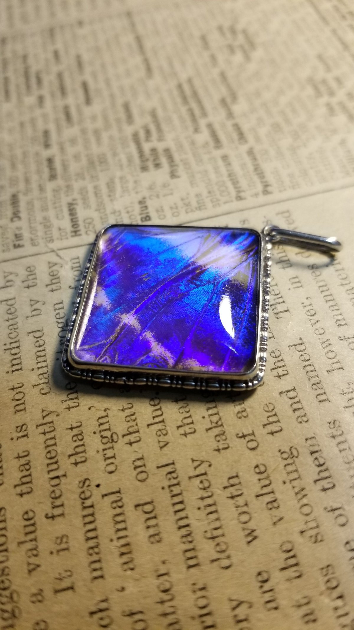 英国ヴィンテージ 純銀製 モルフォ蝶 スクエアペンダント | IgnAPoat