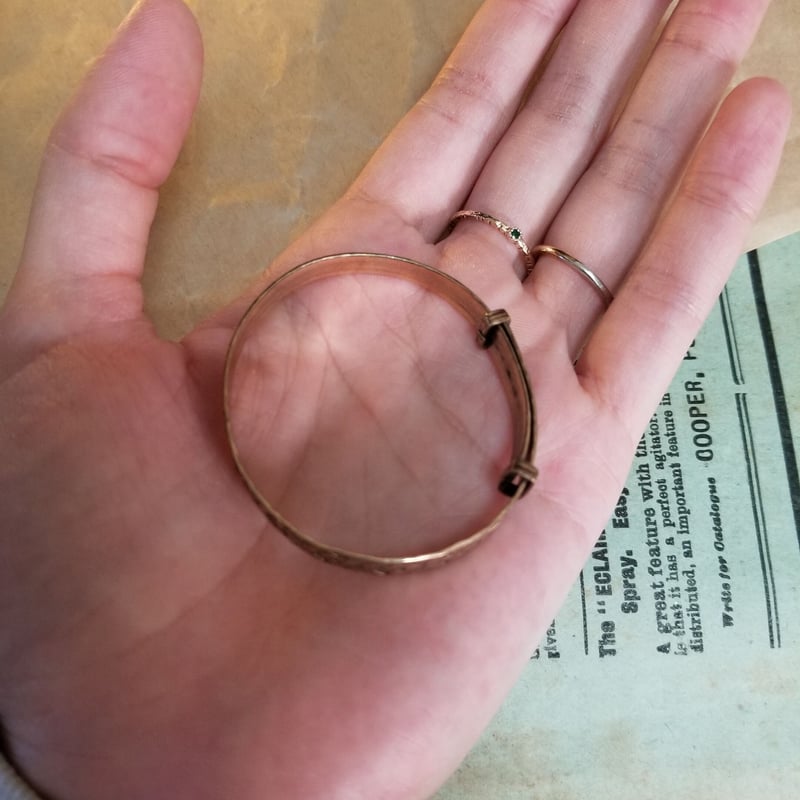 子供用バングル アンティーク ROLLED GOLD イギリス製 | IgnAPoat