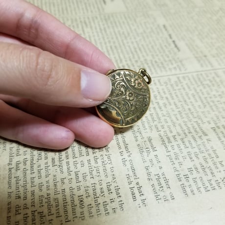 1900年代　エドワーディアン時代　ロケットペンダント