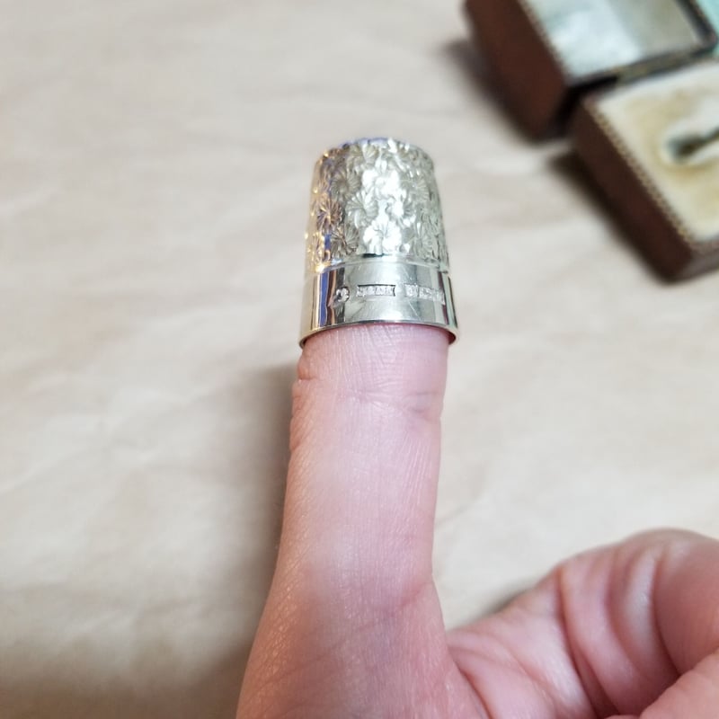 英国ヴィンテージ 指ぬき シンブル JS&S スターリングシルバー | IgnAPoat