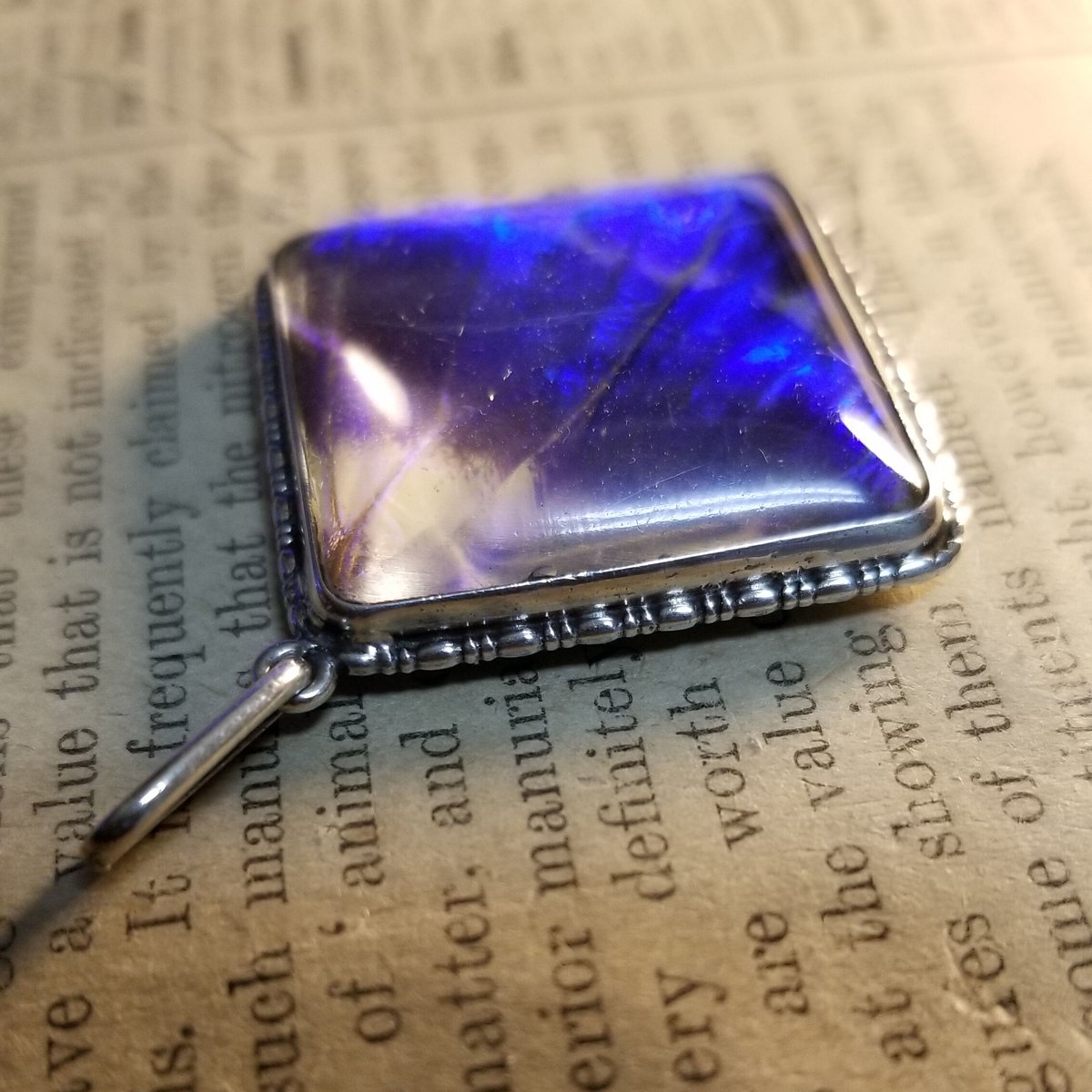 英国ヴィンテージ 純銀製 モルフォ蝶 スクエアペンダント | IgnAPoat