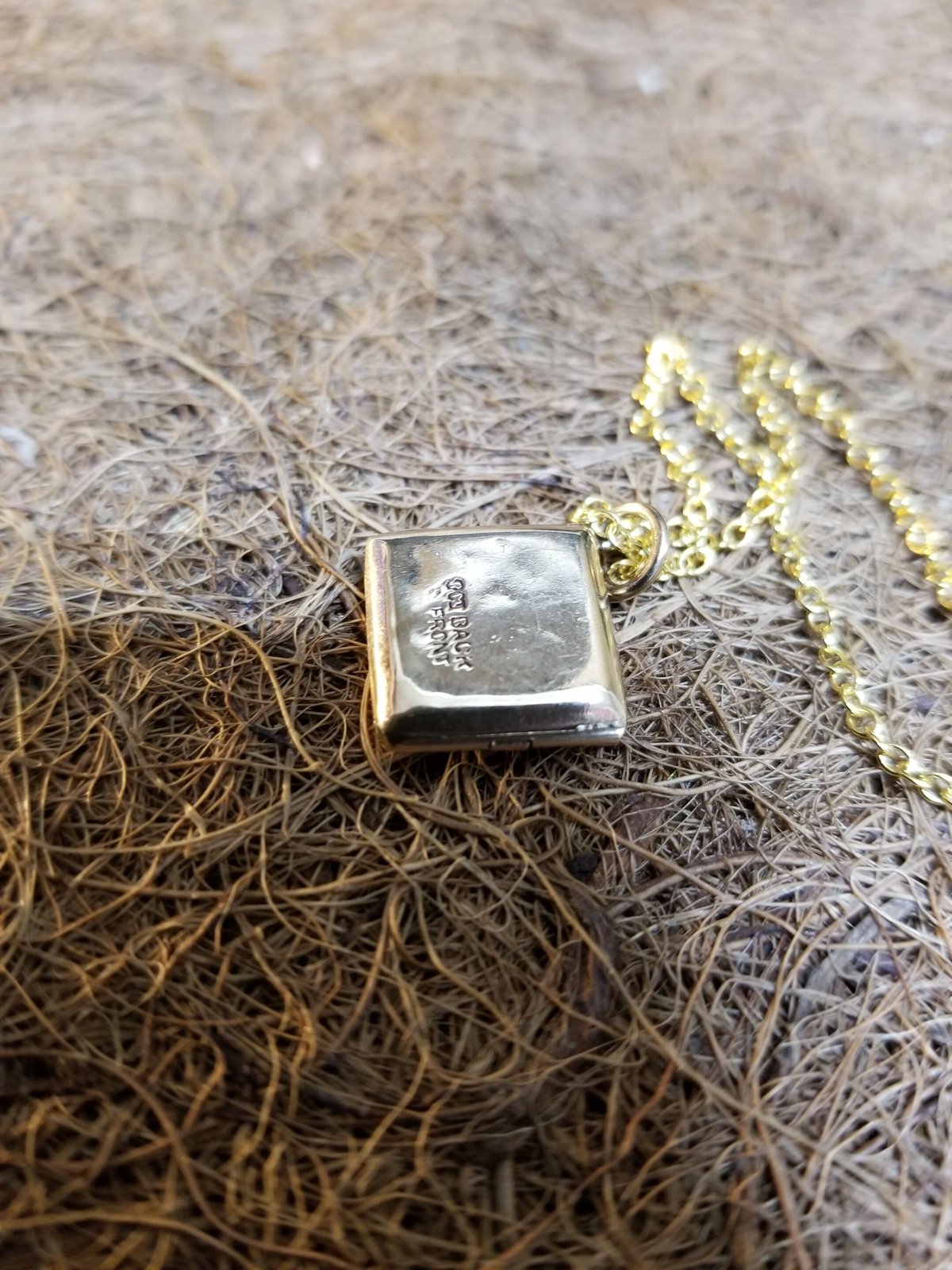 イギリスアンティーク 9ct back&front ロケットペンダント 【公式通販】