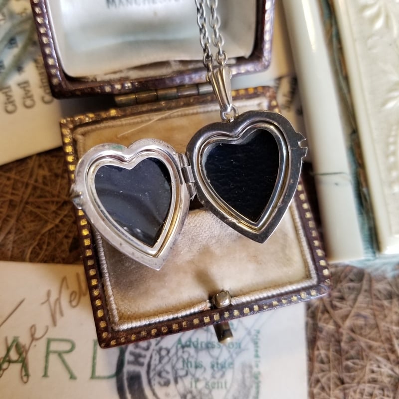 ジョージジェンセン（GEORG JENSEN） ハート型のロケットペンダント