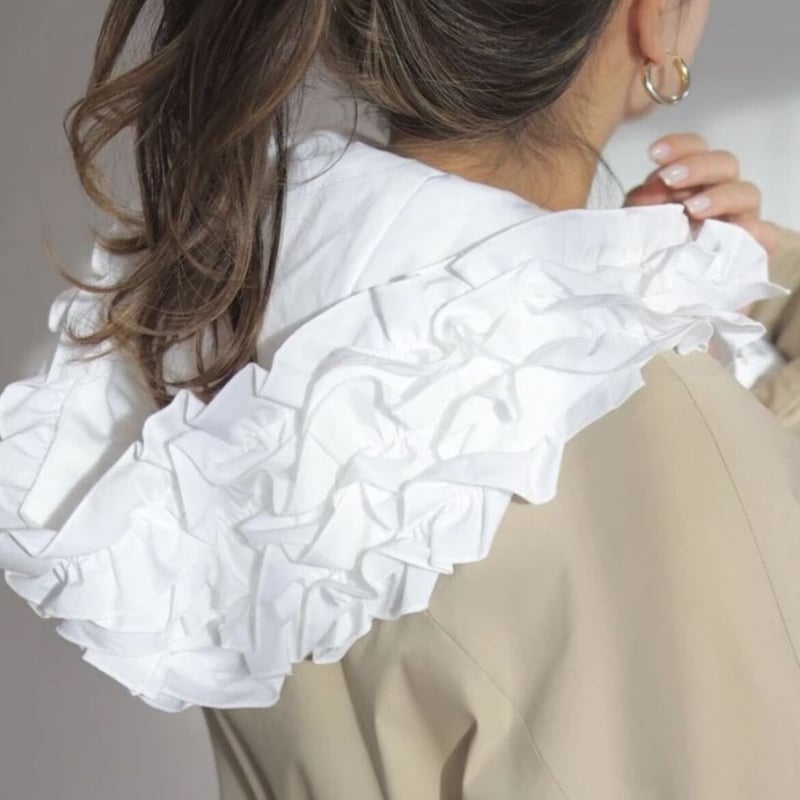Classic Frillフード付ブラウス ショート丈袖口フェザーブラウス – BUNNY APARTMENT