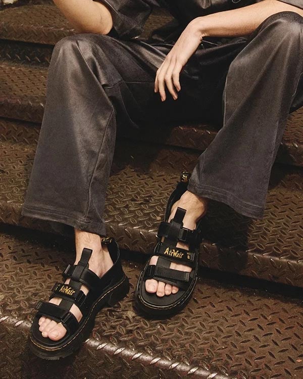 【Dr. Martens】PEARSON マルチストラップ サンダル ブラック ドクターマーチン Dr Martens メンズサンダル ELEMENT WEBBIN0G
