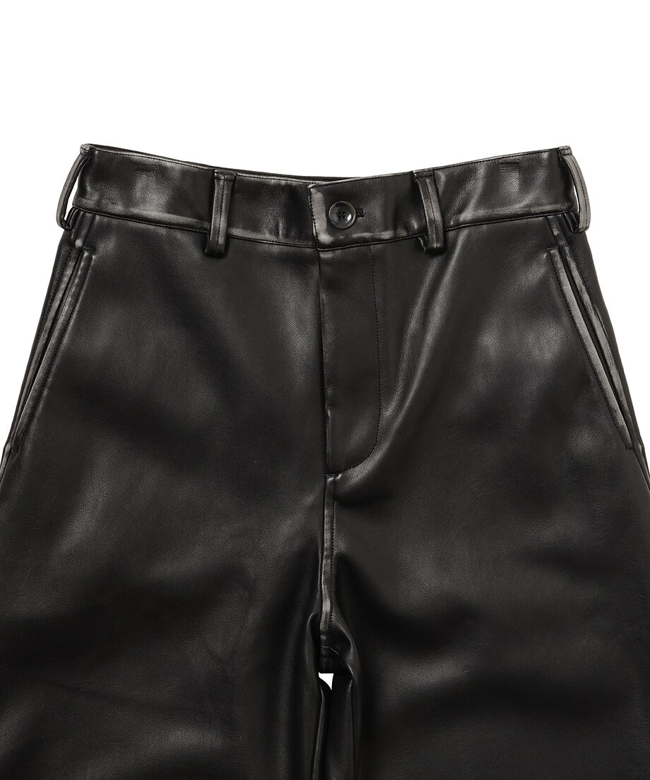 vegan leather high-rise pants | NKNIT vegan leather high-rise pants | NKNIT