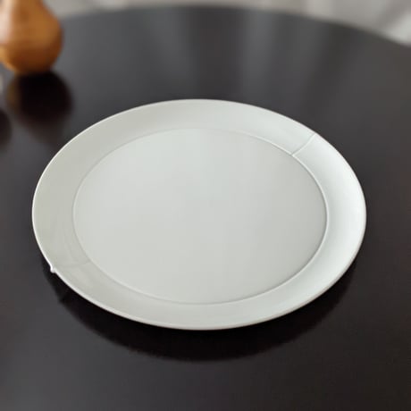 Christien Meindertsma  Plate 220 ( L )