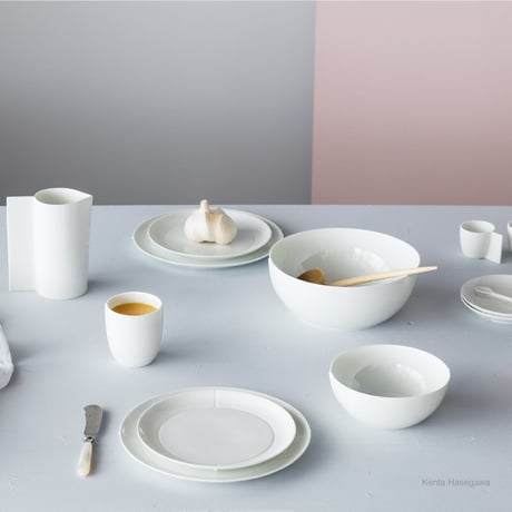 Christien Meindertsma  Plate 220 ( L )