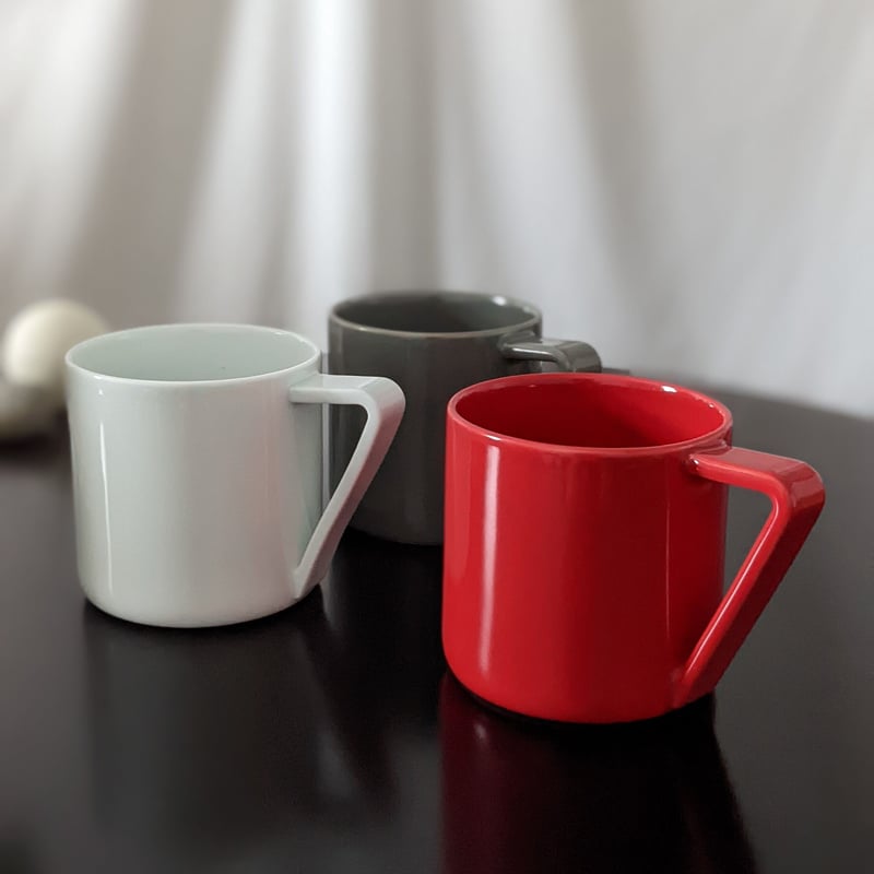 Shigeki Fujishiro Mug Gloss Red | Amane