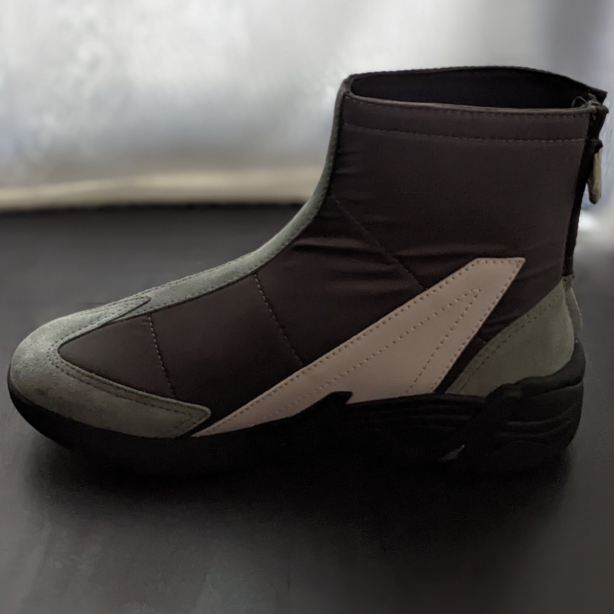 RAF SIMONS RUNNER CYLON-22 EU37