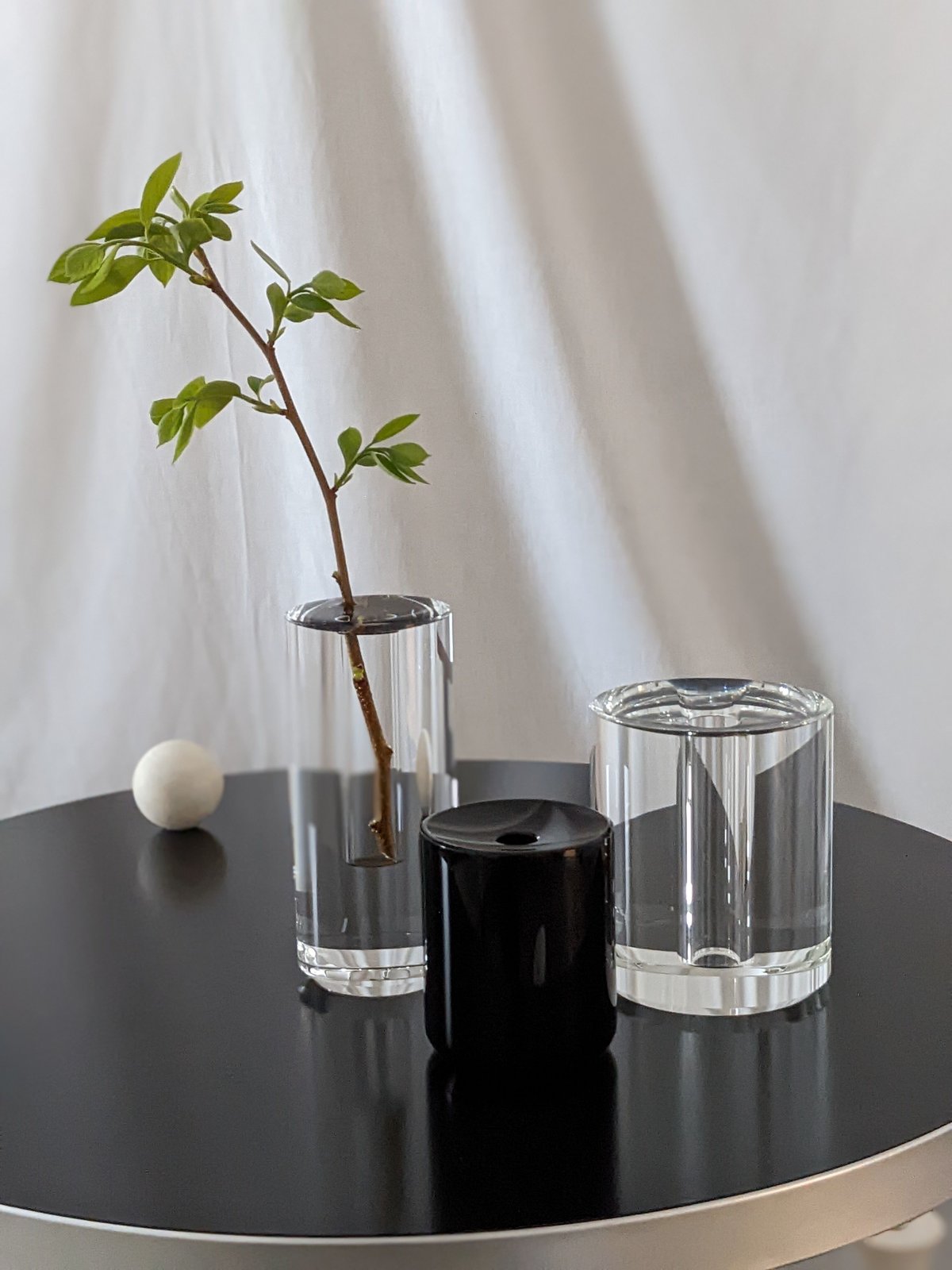 植物と水が一体となって見える花器 / shallows Crystal Vase 植物と水が一体となって見える花器 / shallows Crystal Vase – HATCH