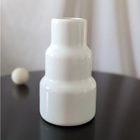 S&B Flower Vase Low  White