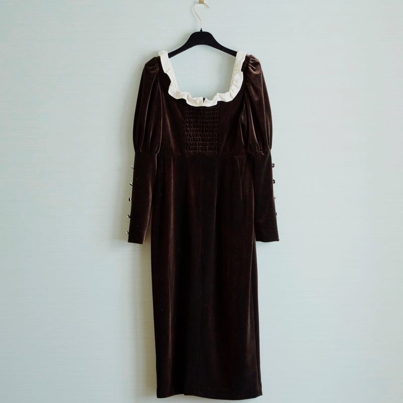 1.22(sat)21:00‐RE-STOCK】SQUARE NECK VELOUR ONE 