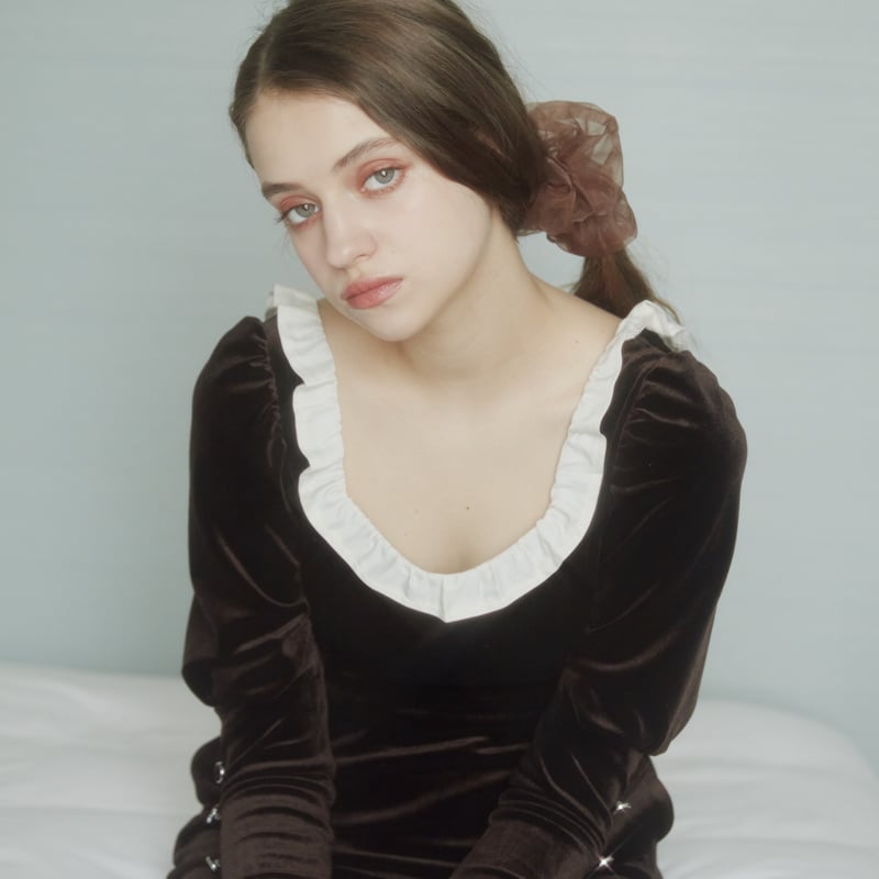 1.22(sat)21:00‐RE-STOCK】SQUARE NECK VELOUR ONE 