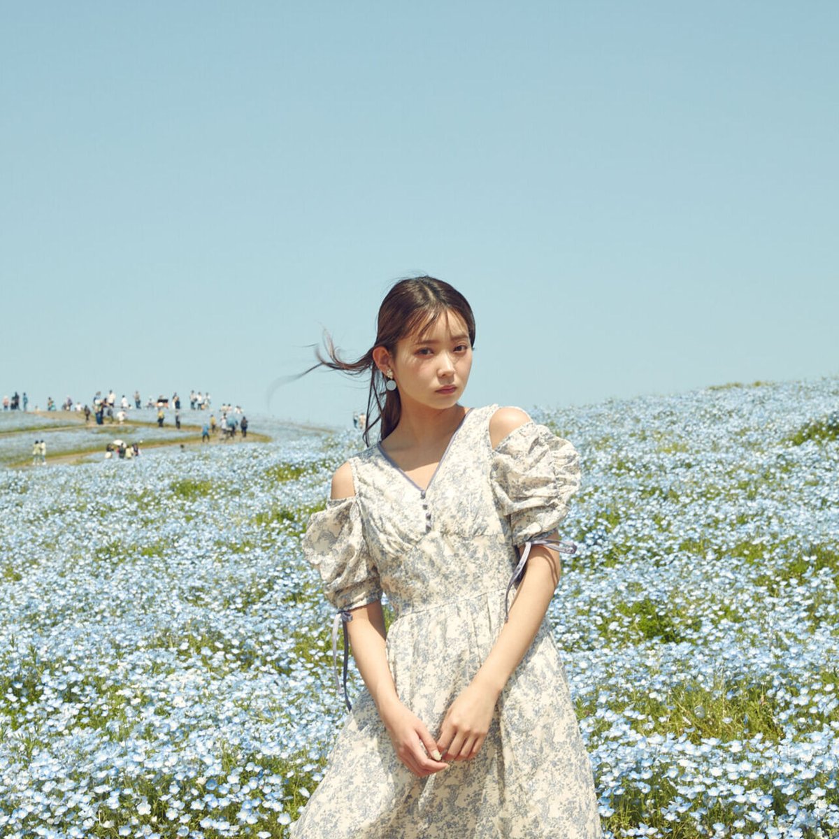 【2023.9.13（wed）21:00〜在庫販売】　3way sleeve flower One–Piece（BLUE）