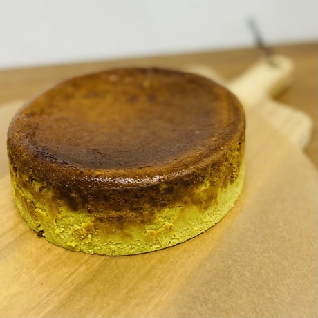 ピスタチオバスク　ホール (直径15cm)