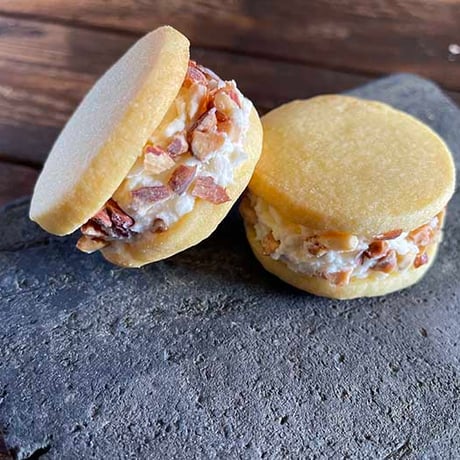 アイスで美味しいカマンベールチーズバターサンド