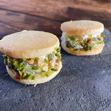 アイスで美味しいカマンベールチーズバターサンド