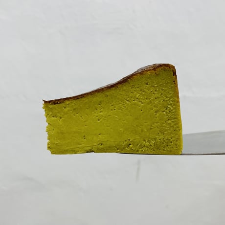 ピスタチオバスク　ホール (直径15cm)