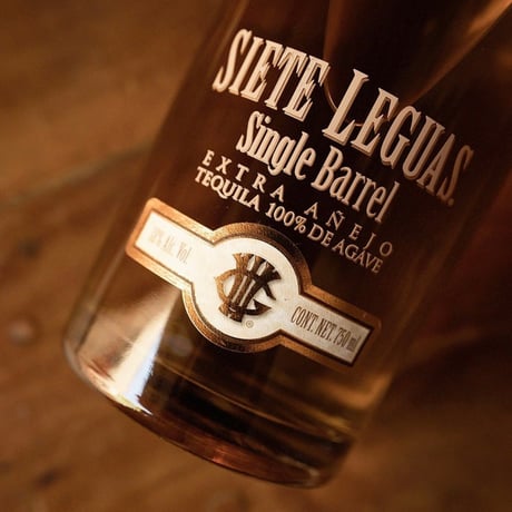 【送料無料】〈化粧箱入り〉Siete Leguas Extra Añejo Single Barrel/シエテレグアス エクストラアニェホ シングルバレル 8年