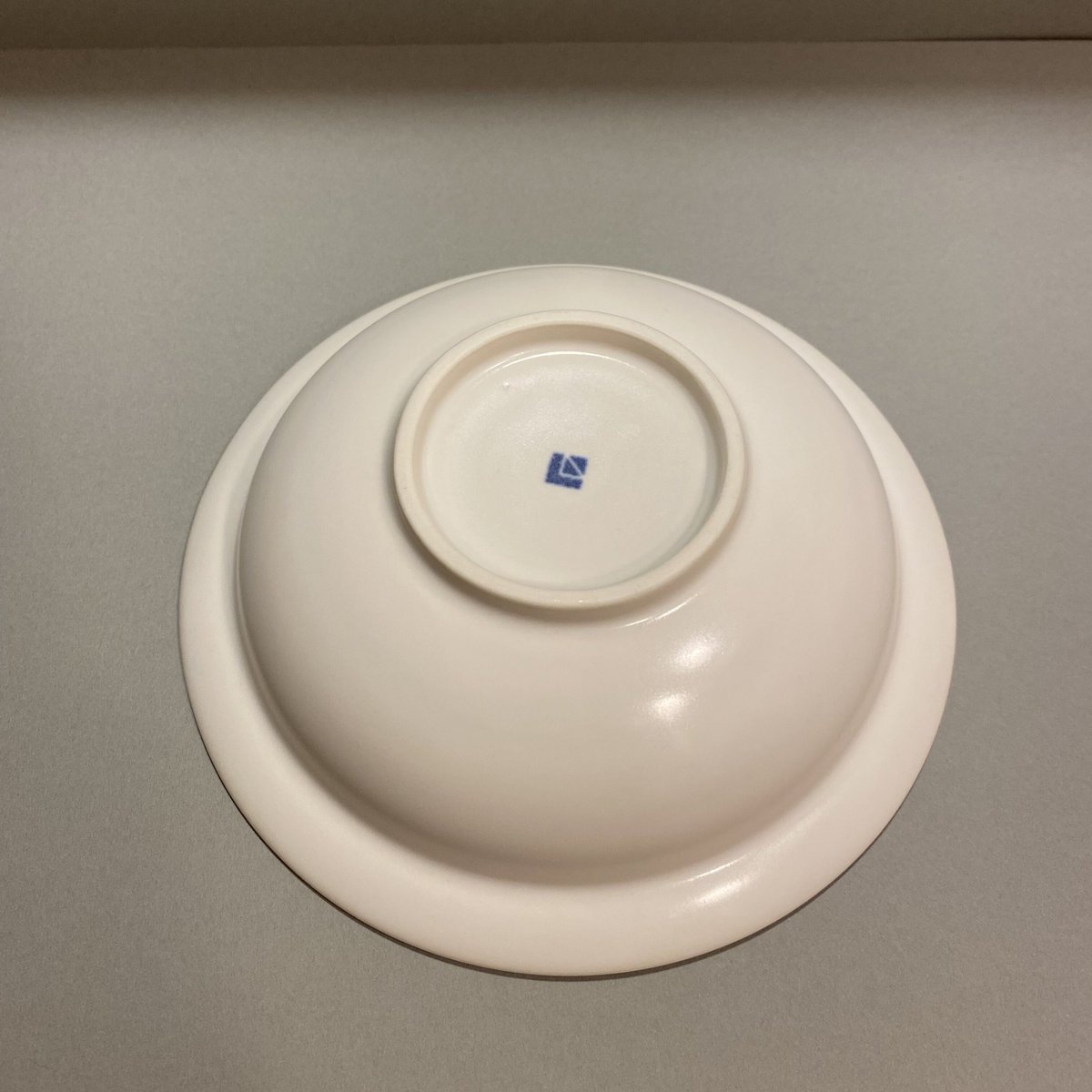 クイストゴー　リムスープ皿 浅リムスープ皿 大 渕錆 | 商品一覧 | 地域文化商社 うなぎの寝床