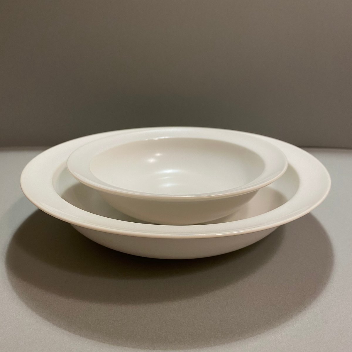 クイストゴー　リムスープ皿 浅リムスープ皿 大 渕錆 | 商品一覧 | 地域文化商社 うなぎの寝床