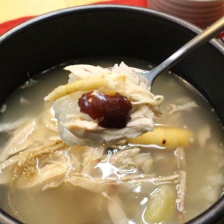 【美人湯（ミインタン）1食(2人前)　参鶏湯