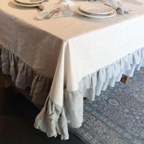 【Borgo Delle Tovaglie】フリルテーブルクロス
