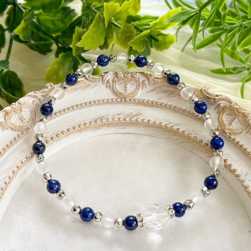 水入り水晶とラピスラズリのブレスレット(広範囲の可動域のためS925の枠です) 幸運・浄化】ラピスラズリとフロスト水晶のブレスレット