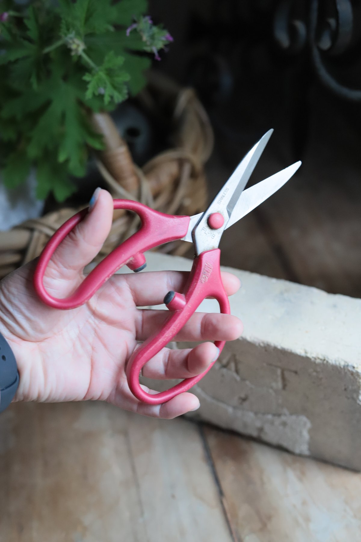 花ギャザで使いやすいハサミ「Flanban」 | 魔女の花のお店