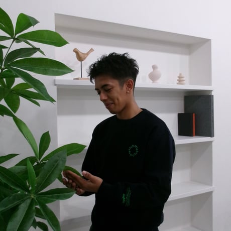 Highleft circle logo sweat navy
