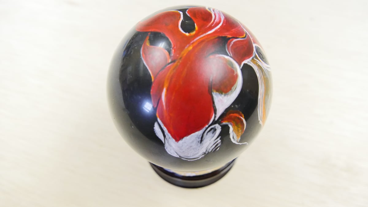 たなつか様★専用★約3.8kg‼️龍神波動‼️佐渡の赤玉石 和金絵師GAN 岩田明久氏 ✕ 球体サヌカイト サヌカイト（讃岐石