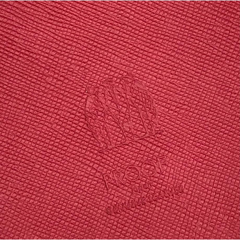 690eb7cf0961245e7c33b105