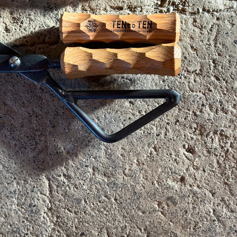 asimocraftsグリップ×テオゴニア薪ばさみ ウォールナット 薪