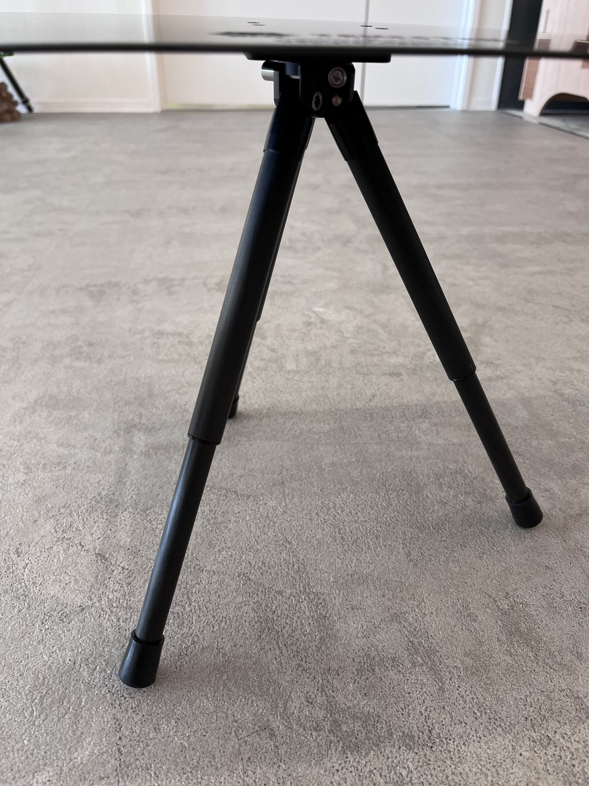 y*m様 TEN to TEN CF Tripod Table fit=scale-down,w=1200