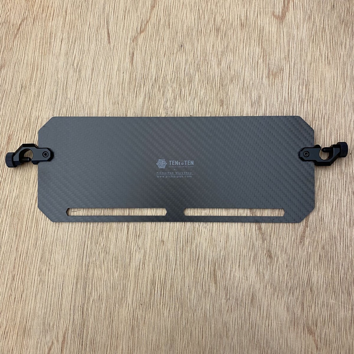 TENt o TEN CF Plate ラウンド 丸型 カーボン エッジスタンド