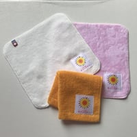 ●健康運・風水ハンカチ（３色）トリプル開運セット●オレンジ＆ホワイト＆パールピンク