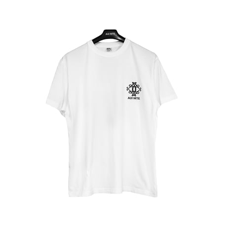 AUI NITE  Anagram tee　WHITE