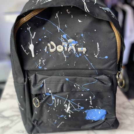 NoiR _ ペイントリュック