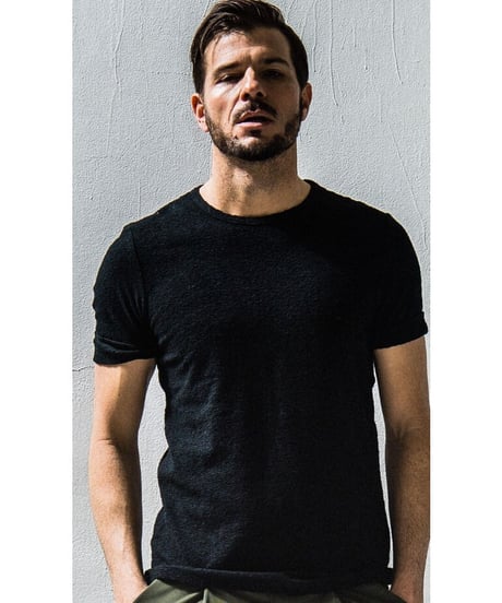 RESOUND CLOTHING RANDOM PILE ROLL UP TEE BLACK