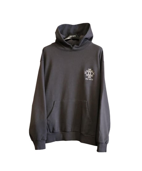 AUI NITE　Anagram logo hoodie