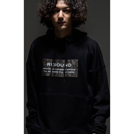 RESOUND CLOTHING- リサウンドクロージング　BOX ROGO Boa fleece loose hoodie　BLACK