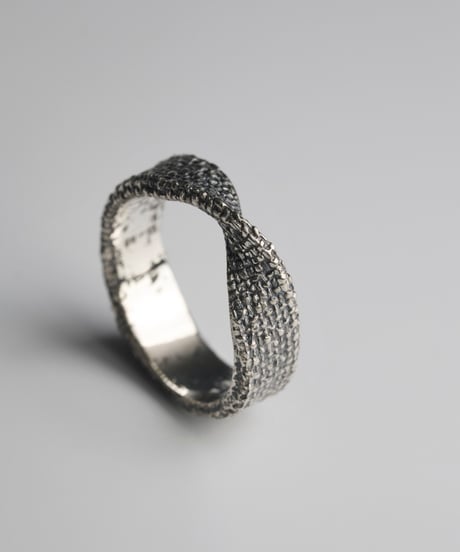 CHNEIDER × APE OBJECT - TWIST RING