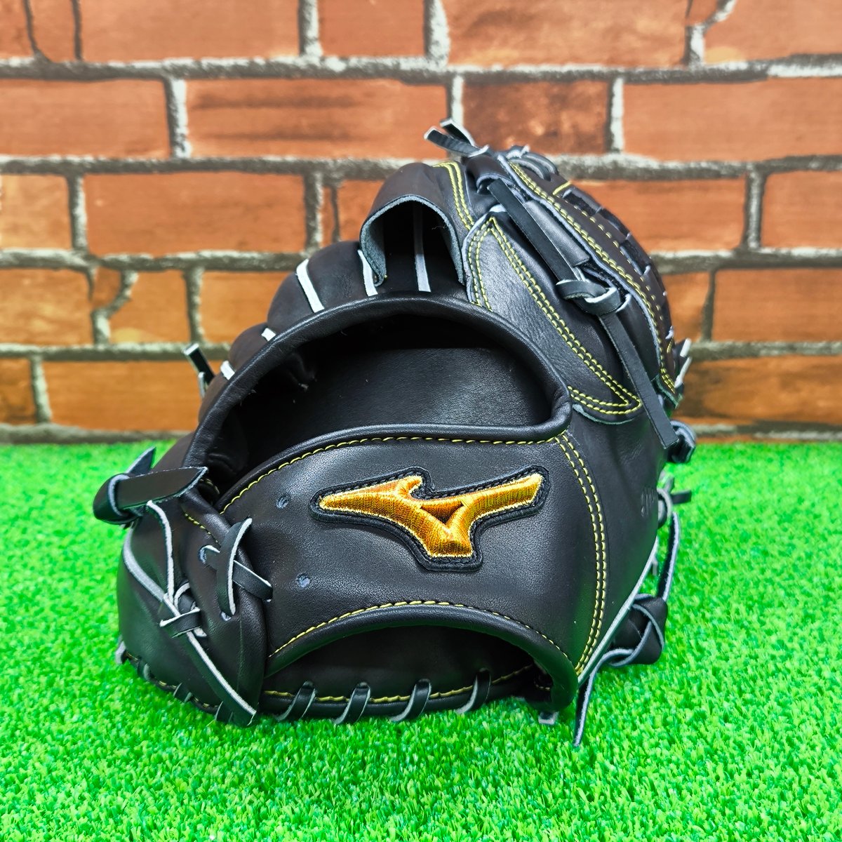 最終値下げ】極希少 ミズノプロ クラシック グローブ 軟式 投手 希少カラー