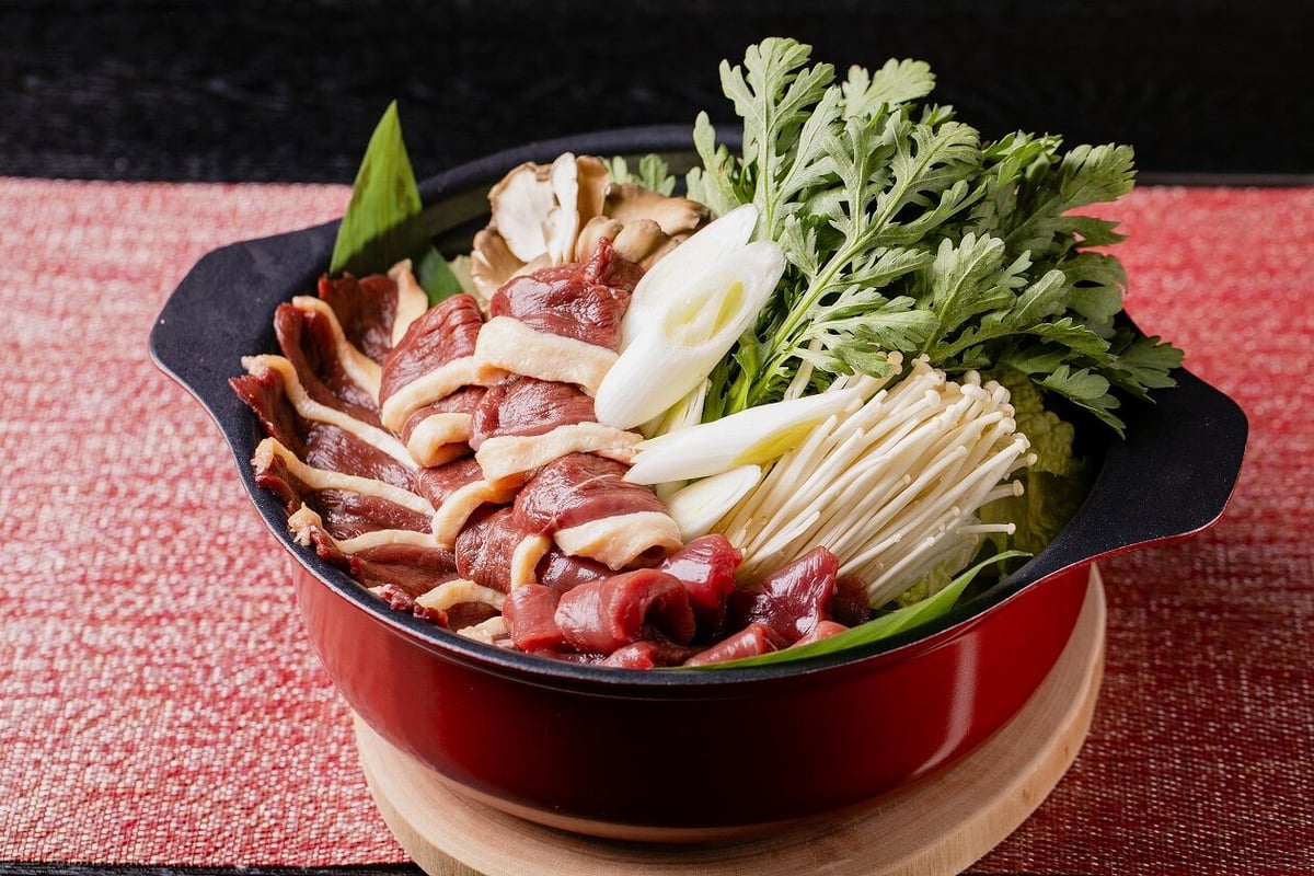 フランス鴨 モモ肉ブロック 250g | 北海道ウイングファーム