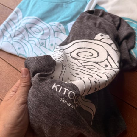 2026新作Tシャツ  umi