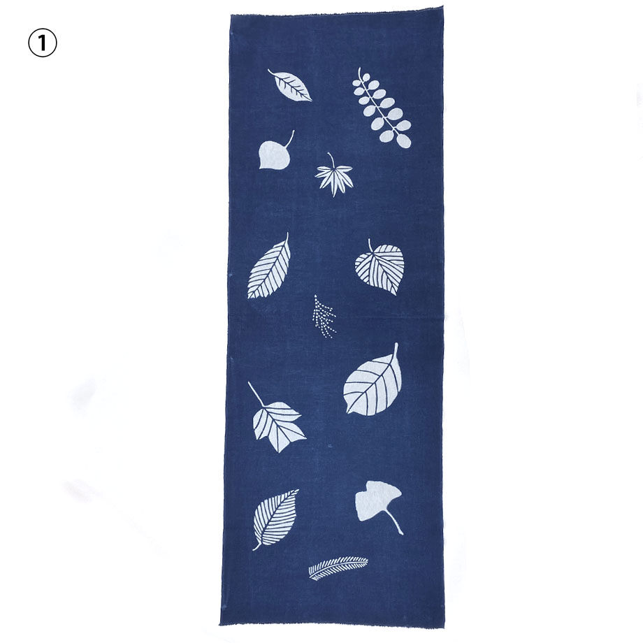 アイヌ刺繍 藍染めスタイ ９まいめ アイヌ刺繍 藍染めスタイ 9まいめ