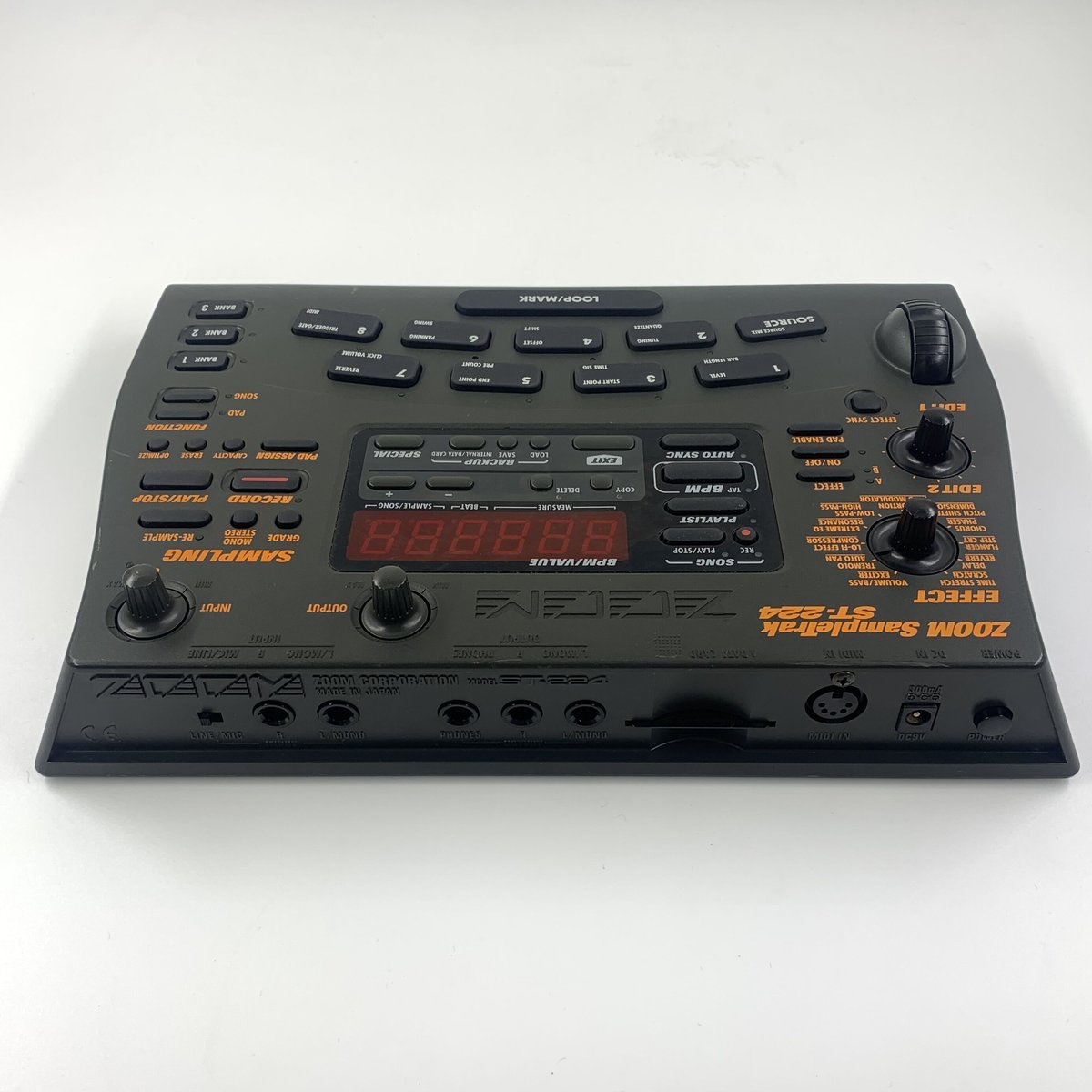 ZOOM(ズーム) / ST-224 | Sci-Fi SOUND ZOOM(ズーム) / ST-224 | Sci-Fi SOUND