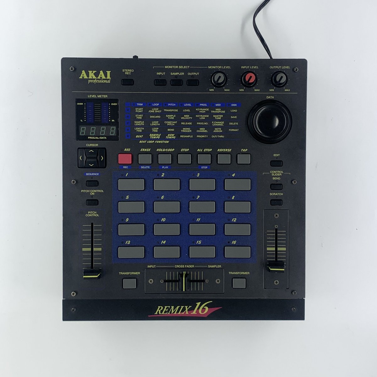 AKAI PROFESSIONAL (アカイ プロフェッショナル) / Remix16 | S
