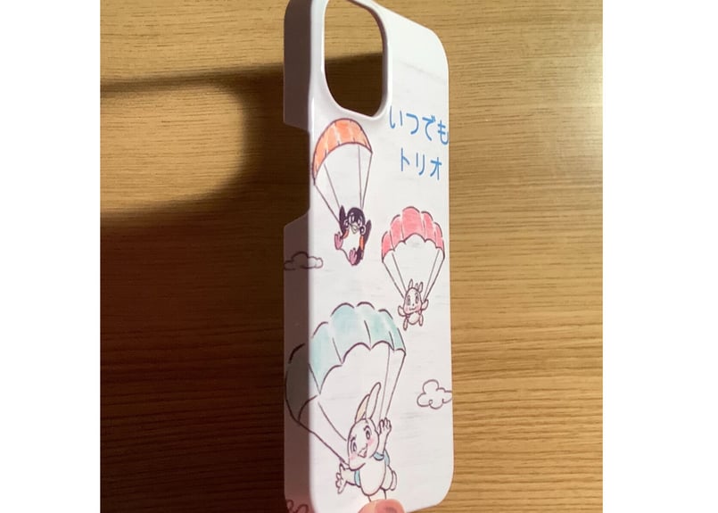 スマホケース iphone13 コートF 「わーいっ気持ちいいなぁ